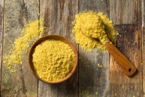 Extrato de Levedura: Benefícios e Aplicações na Gastronomia