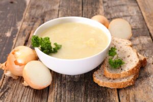 Sódio em alimentos: como reduzir sem perder sabor