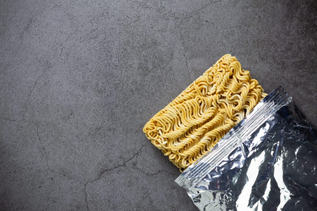 Redução de sódio em alimentos: impacto no macarrão instantâneo Redução de sódio em alimentos: impacto no macarrão instantâneo